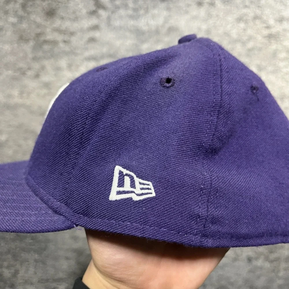 New Era 59Fifty New York Yankees Fitted Hat Purple MLB Embroidered‎ Wool Size 8